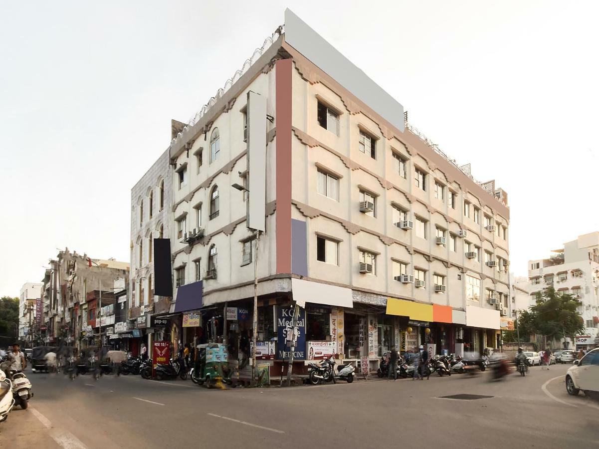 Hotel Krishna Palace ウダイプル エクステリア 写真