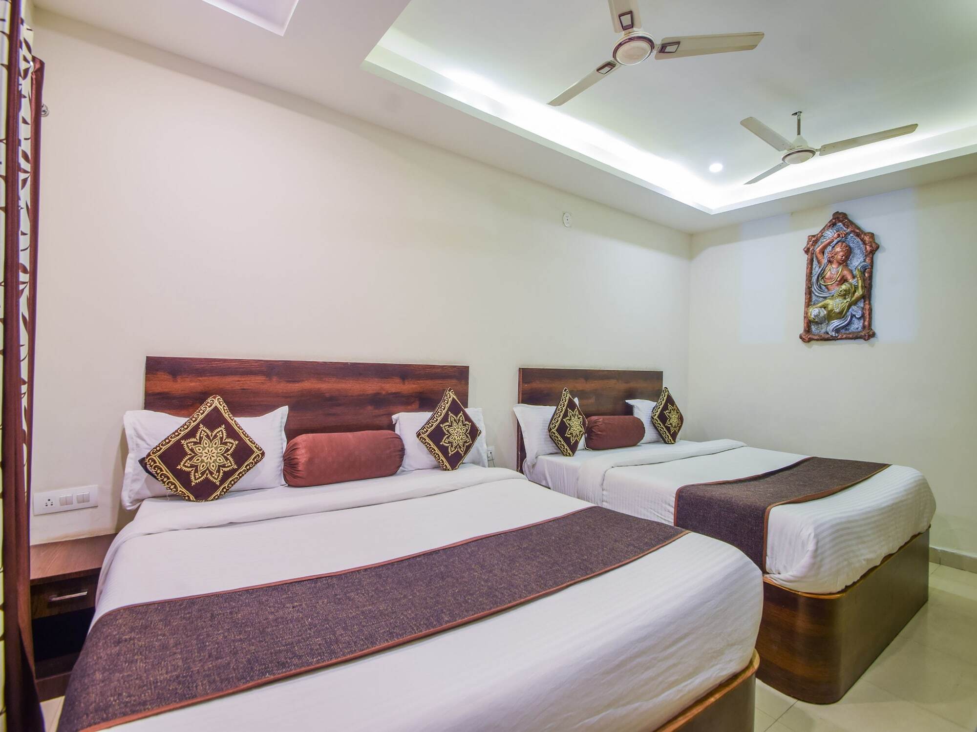 Hotel Krishna Palace ウダイプル エクステリア 写真